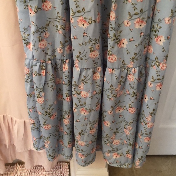 Shein Floral Maxi Dress - Picture 3 of 4